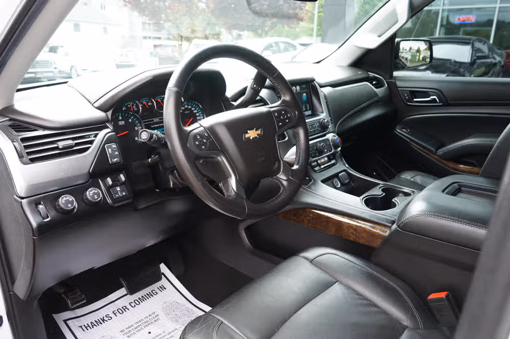 2017 Chevrolet Tahoe LT Image 13