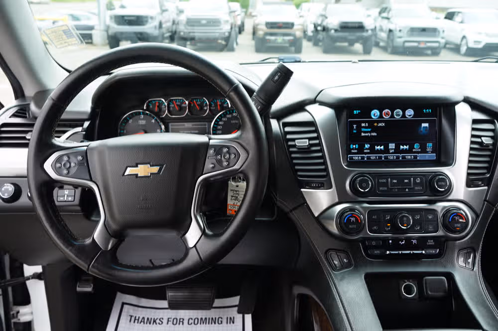 2017 Chevrolet Tahoe LT Image 15