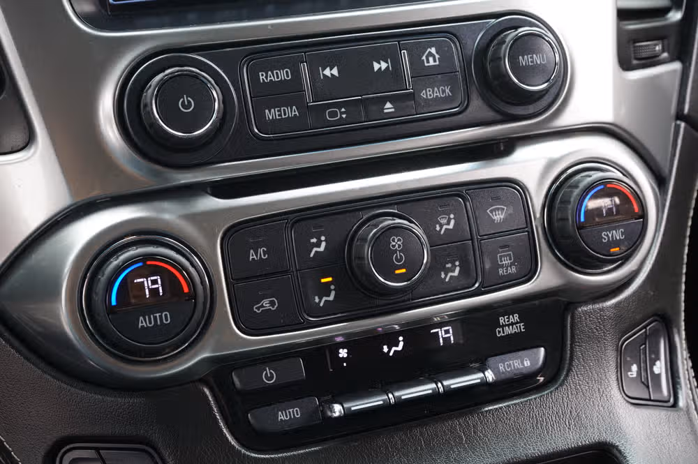 2017 Chevrolet Tahoe LT Image 17