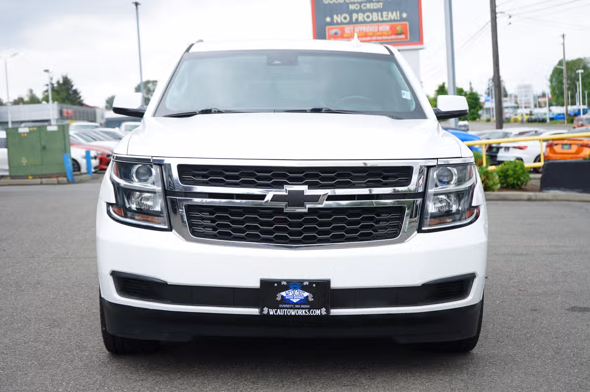 2017 Chevrolet Tahoe LT Image 8