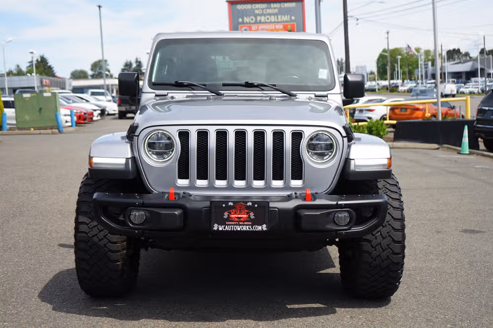 2020 Jeep Wrangler Unlimited Sahara Image 8