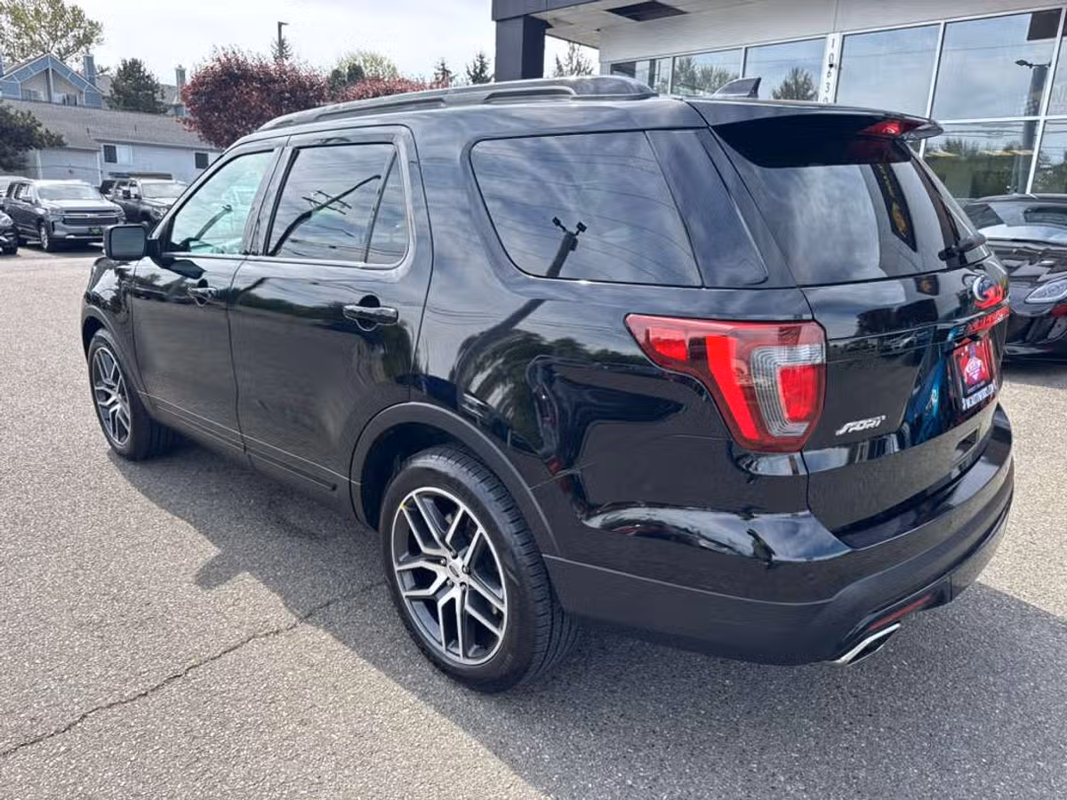 2017 Ford Explorer Sport Image 5
