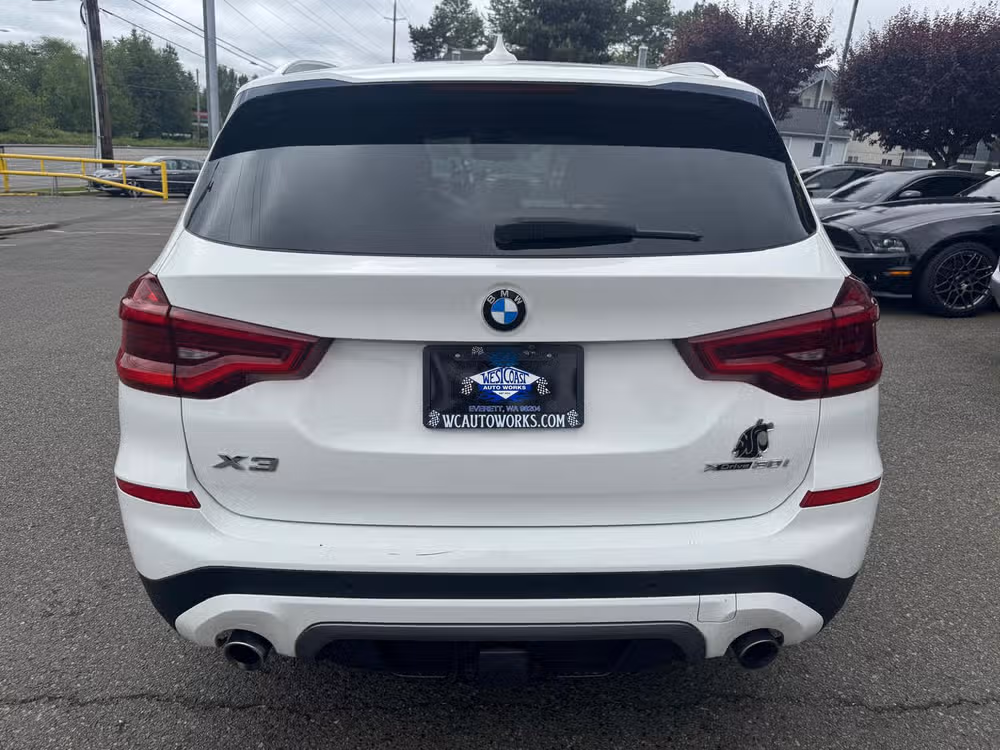 2018 BMW X3 xDrive30i Image 4