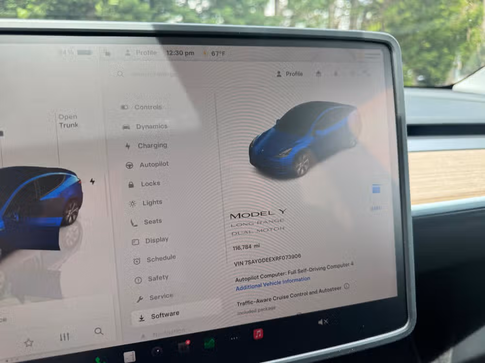 2024 Tesla Model Y Long Range Image 17