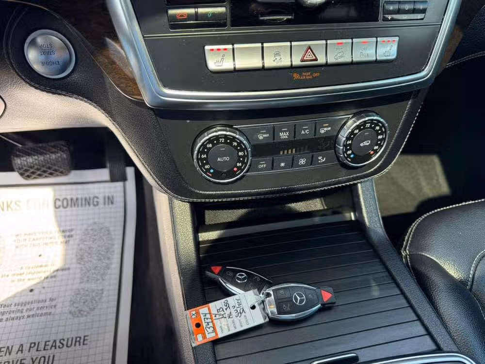 2014 Mercedes-Benz M-Class ML 350 4MATIC Image 24