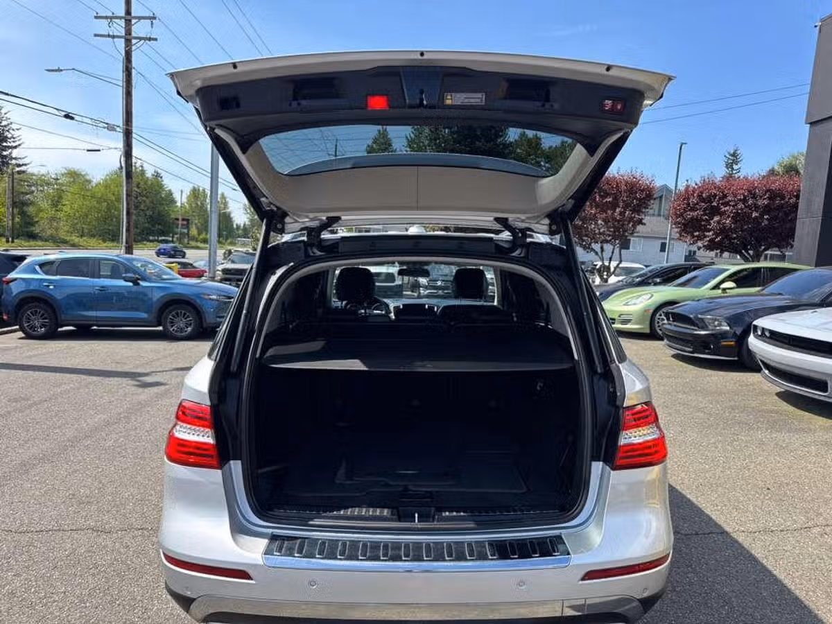 2014 Mercedes-Benz M-Class ML 350 4MATIC Image 9