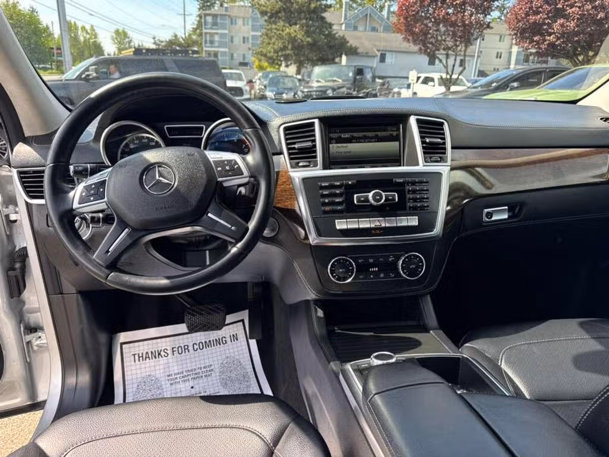 2014 Mercedes-Benz M-Class ML 350 4MATIC Image 12