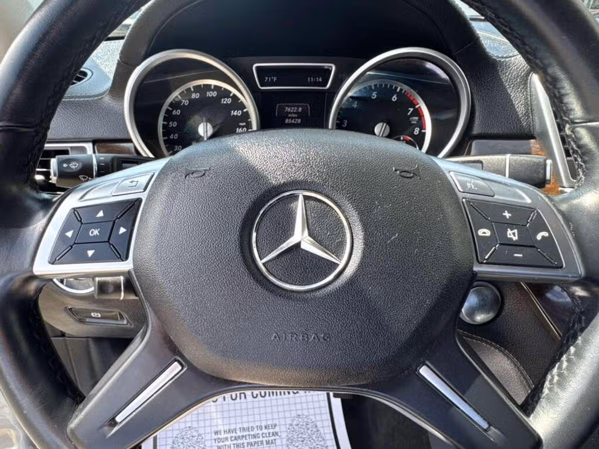 2014 Mercedes-Benz M-Class ML 350 4MATIC Image 19