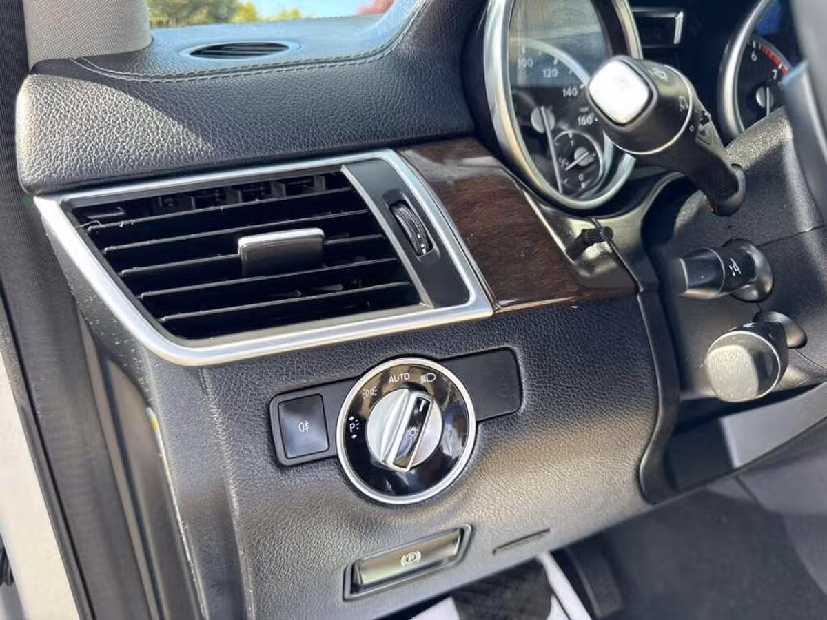 2014 Mercedes-Benz M-Class ML 350 4MATIC Image 20