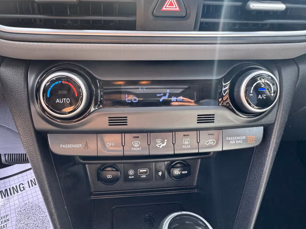 2021 Hyundai KONA Limited Image 15