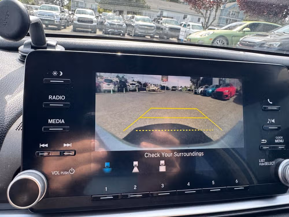 2018 Honda Accord LX Image 14