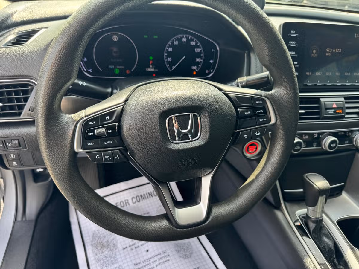 2018 Honda Accord LX Image 13