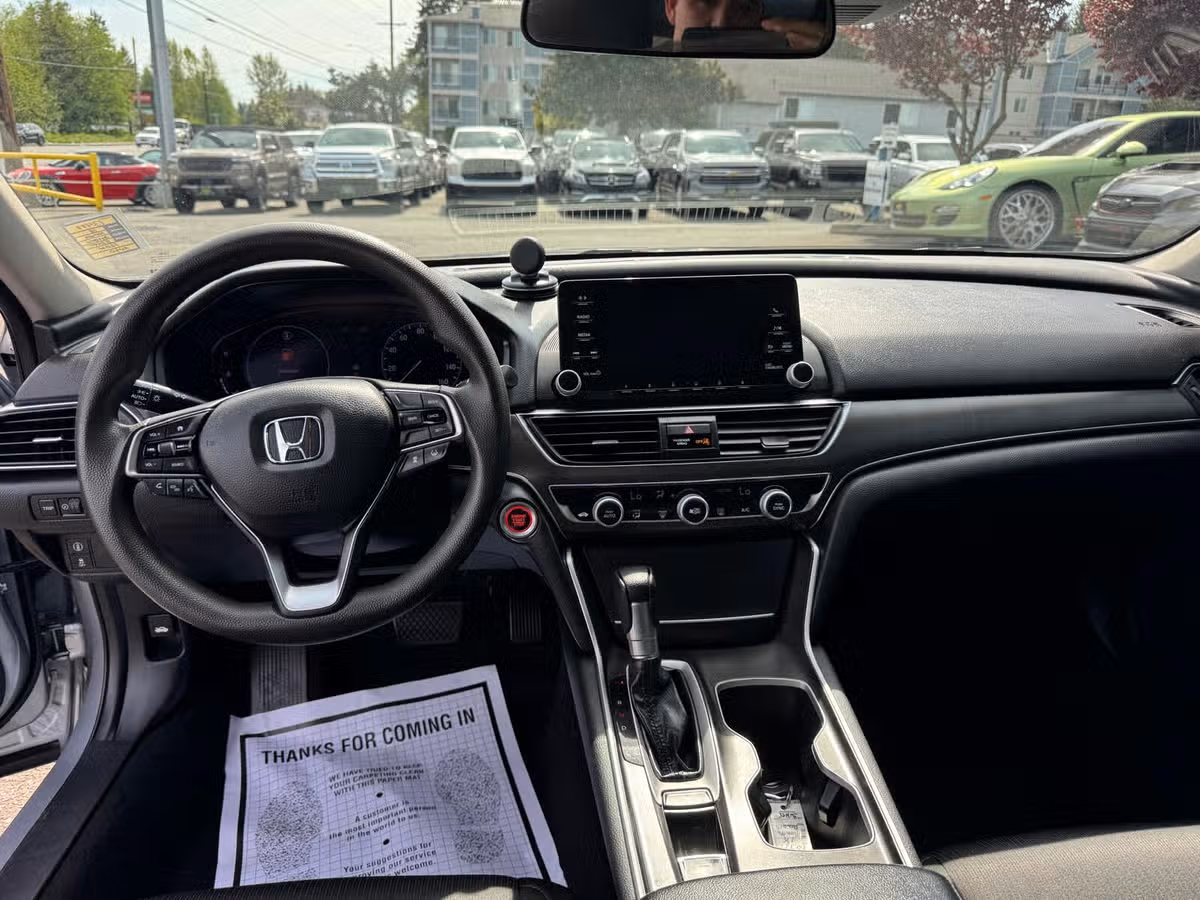 2018 Honda Accord LX Image 10