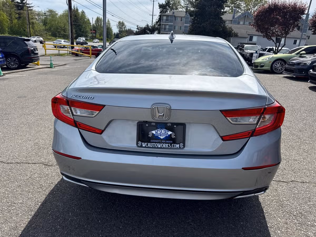 2018 Honda Accord LX Image 8