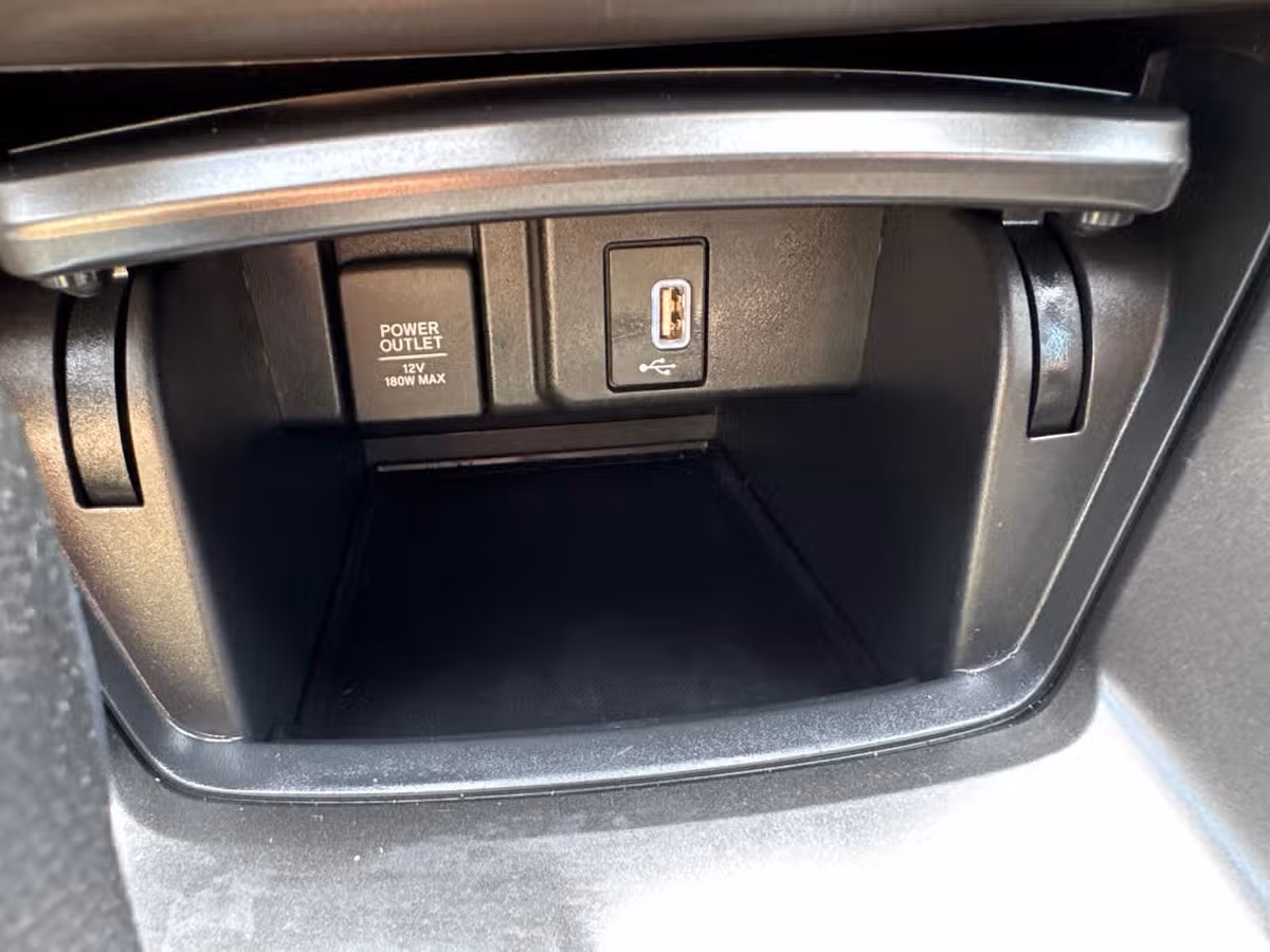 2018 Honda Accord LX Image 23