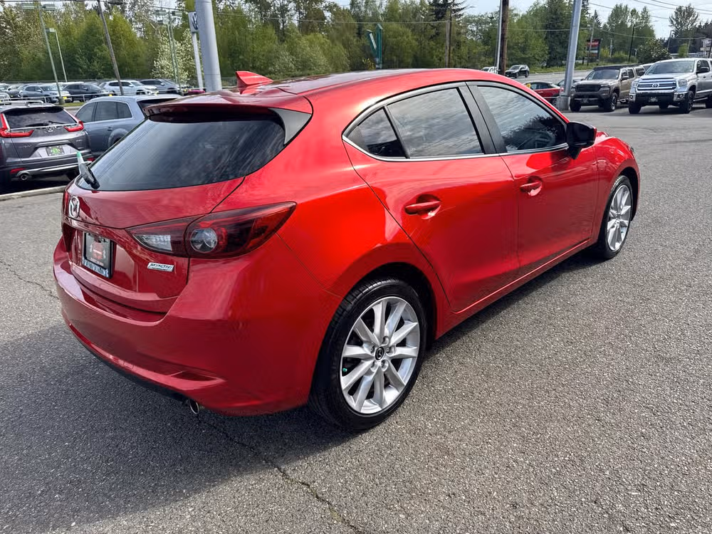 2017 Mazda 3 Grand Touring Image 8