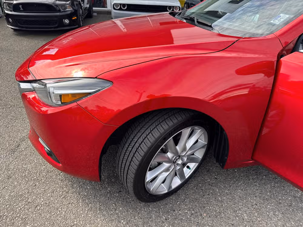 2017 Mazda 3 Grand Touring Image 4