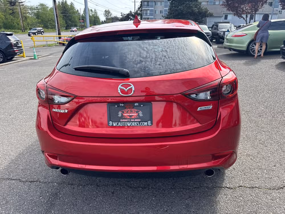 2017 Mazda 3 Grand Touring Image 9