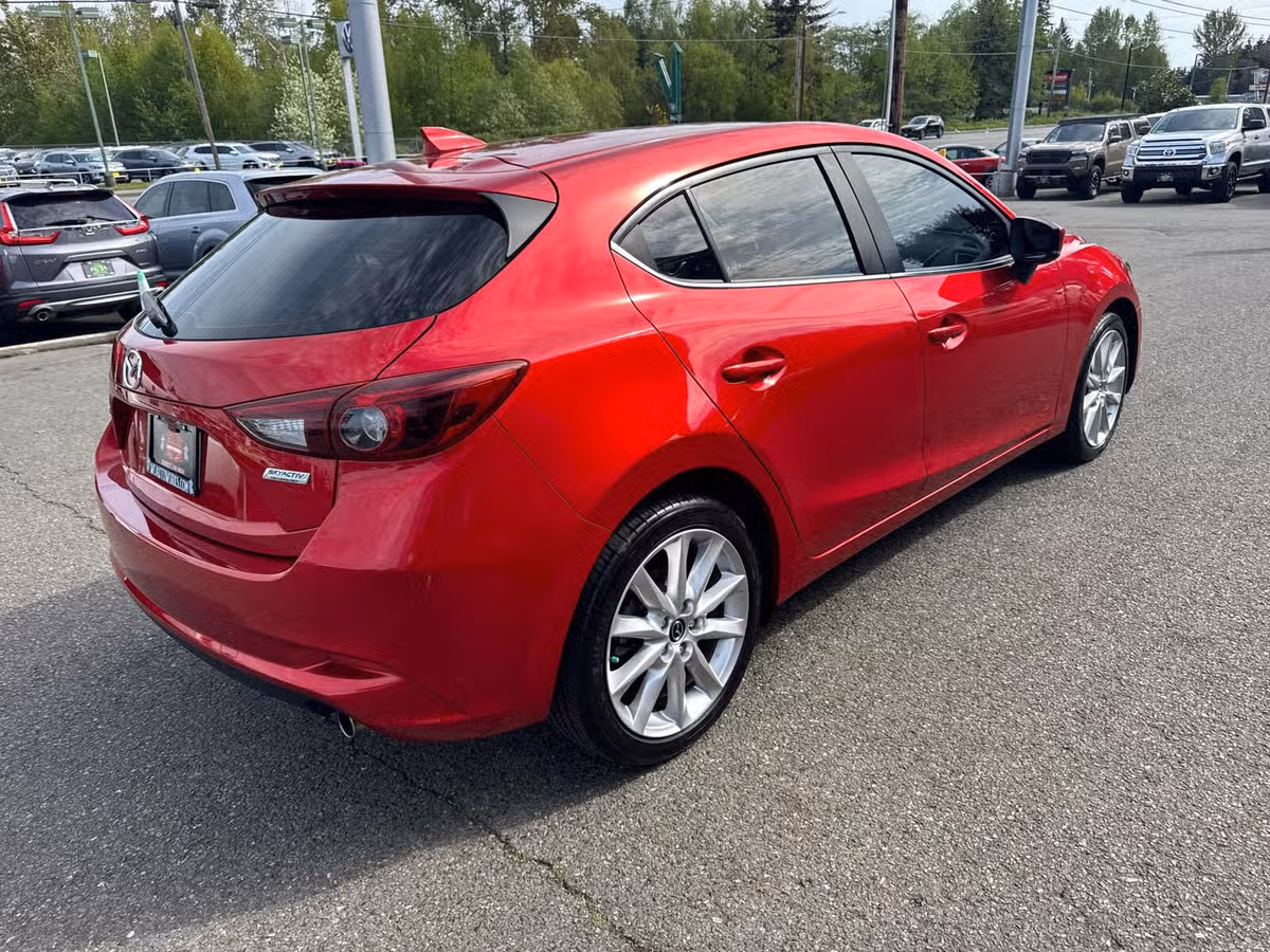 2017 Mazda 3 Grand Touring Image 8