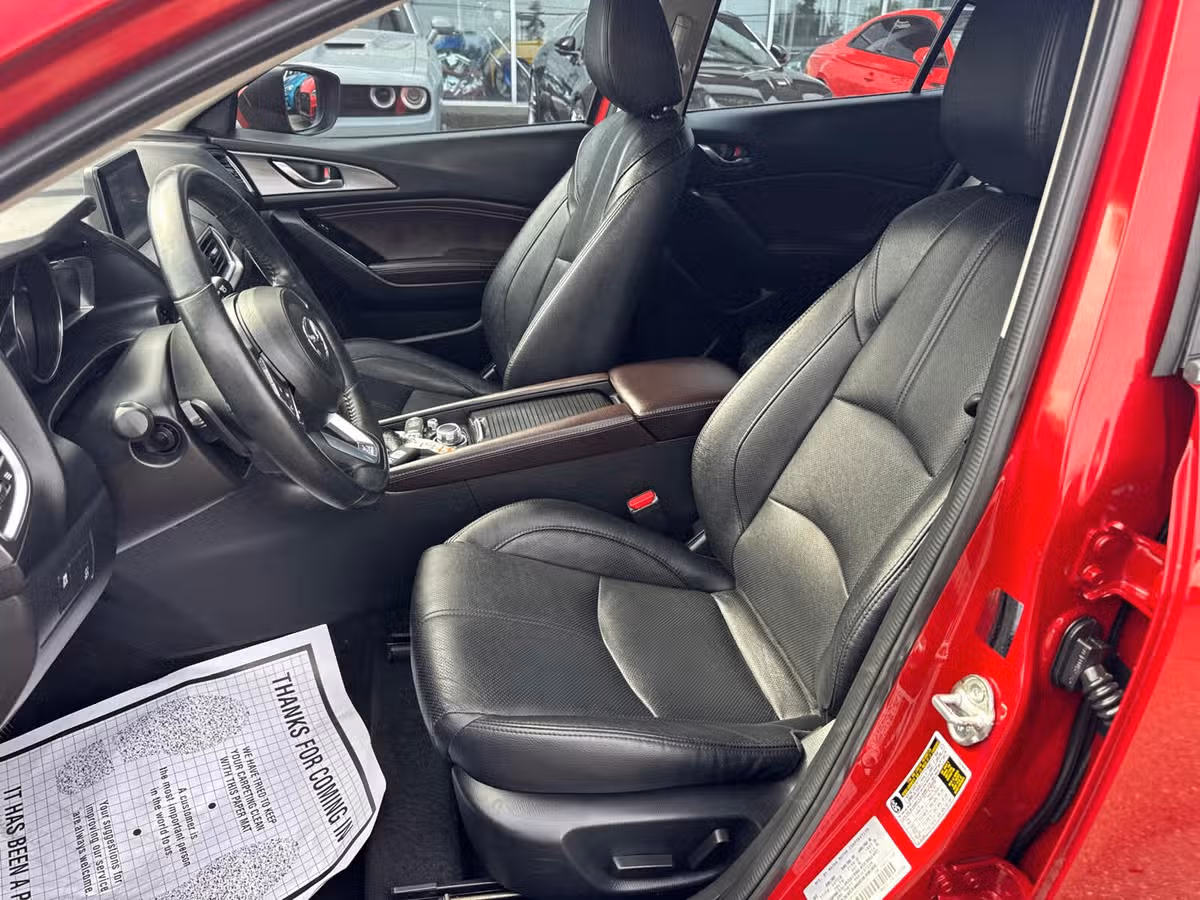 2017 Mazda 3 Grand Touring Image 13