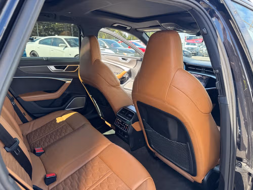 2021 Audi RS 6 Avant 4.0T quattro Avant Image 13