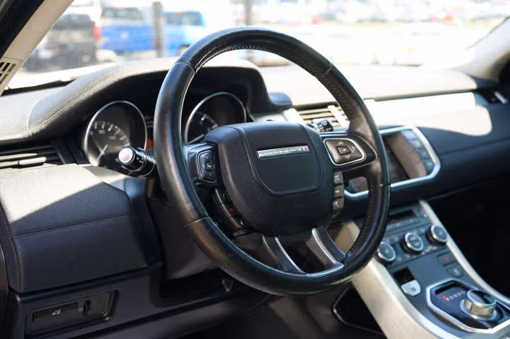 2013 Land Rover Range Rover Evoque Pure Plus Image 10