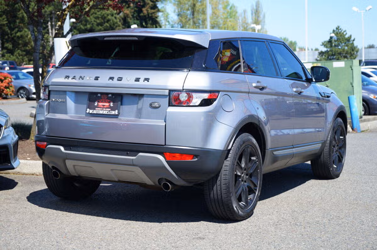 2013 Land Rover Range Rover Evoque Pure Plus Image 5