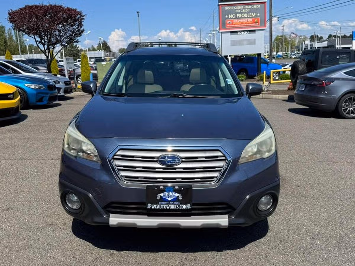2016 Subaru Outback 2.5i Premium Crossover Image 3
