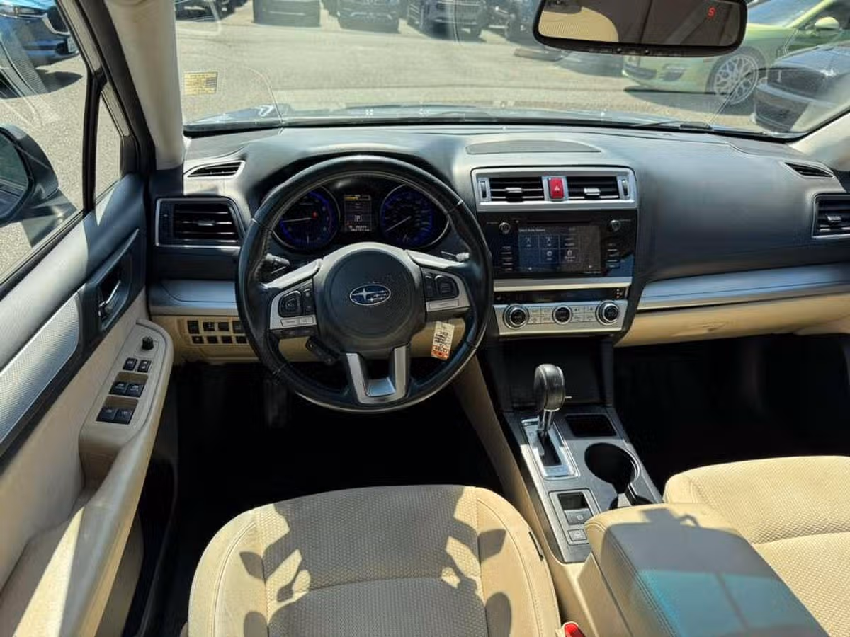 2016 Subaru Outback 2.5i Premium Crossover Image 17