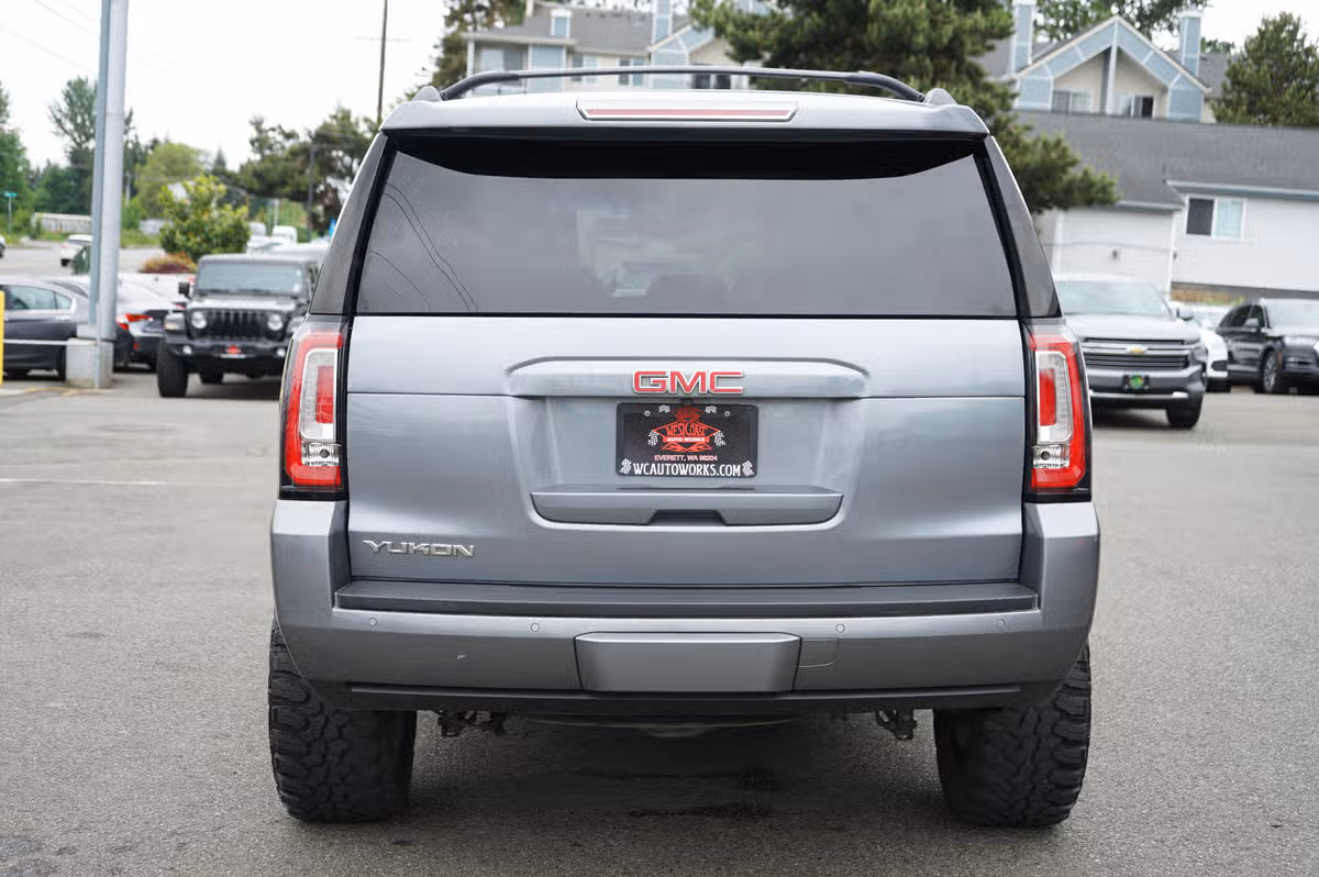 2020 GMC Yukon SLT Image 4