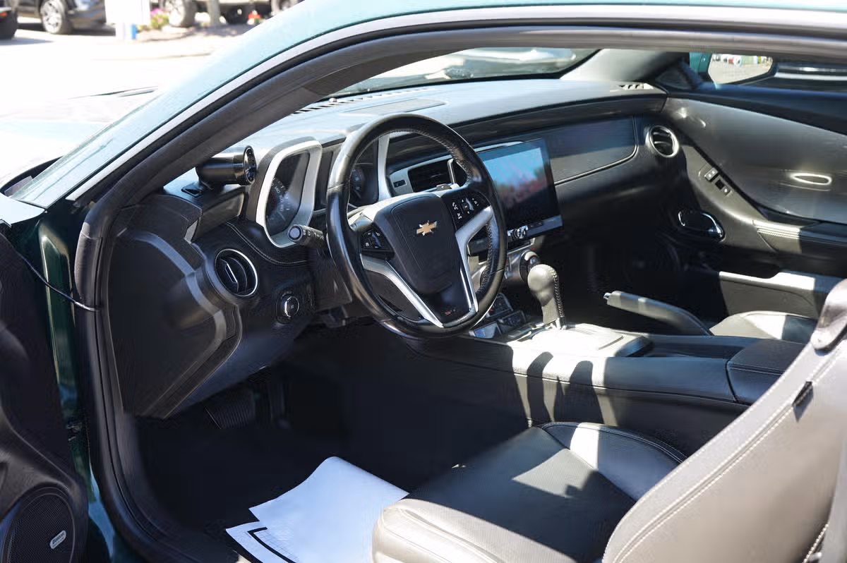 2015 Chevrolet Camaro SS Image 12