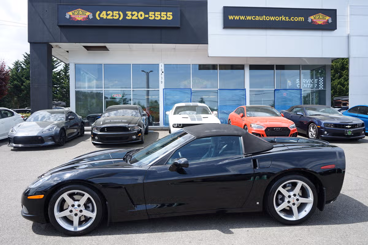 2007 Chevrolet Corvette CONVERTIBLE 2D Image 2