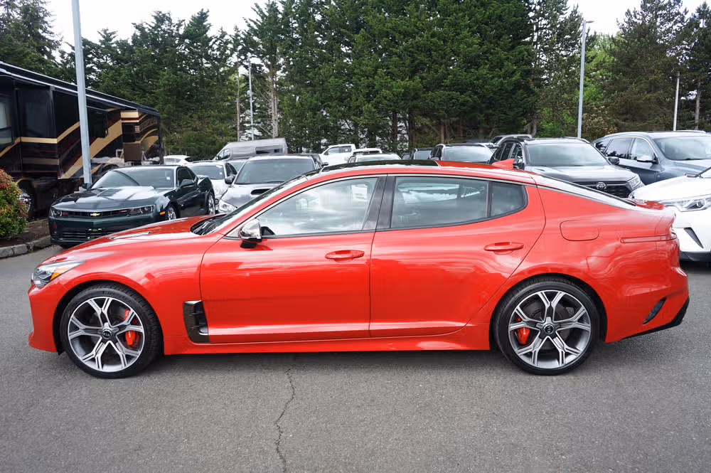 2018 Kia Stinger GT2 Image 2