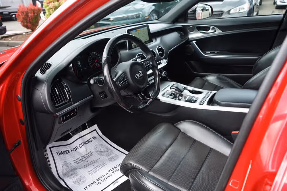 2018 Kia Stinger GT2 Image 13