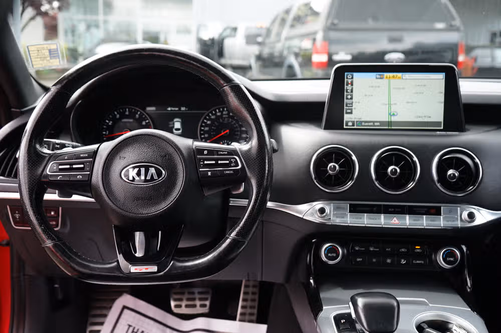 2018 Kia Stinger GT2 Image 15