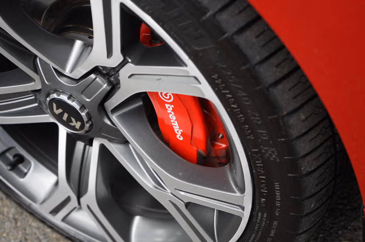 2018 Kia Stinger GT2 Image 11