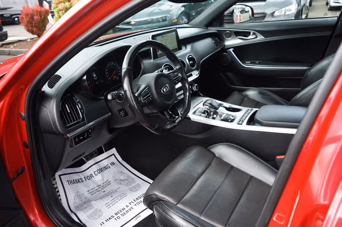 2018 Kia Stinger GT2 Image 13