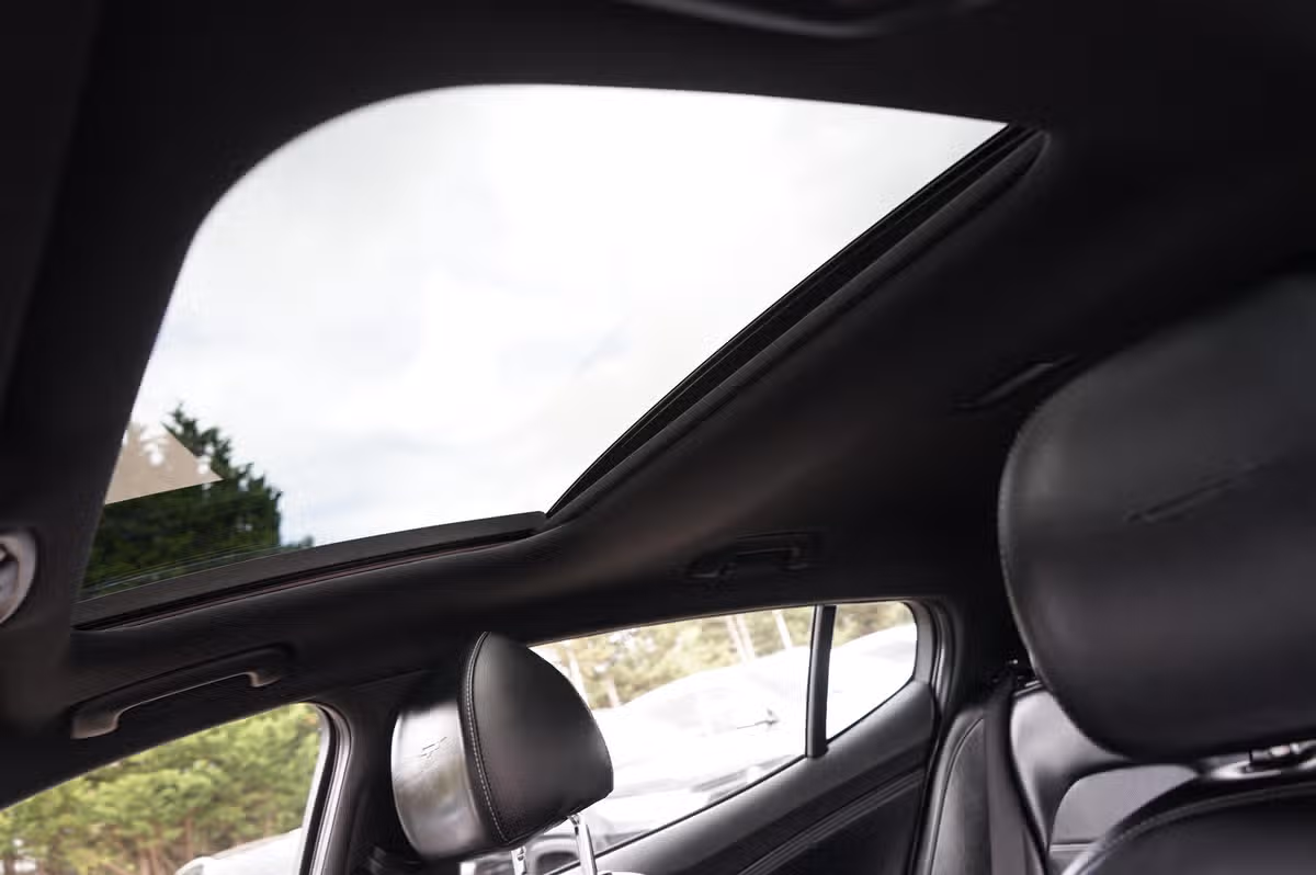 2018 Kia Stinger GT2 Image 17