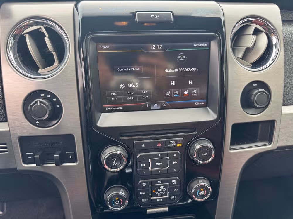 2013 Ford F-150 Limited SuperCrew Image 16