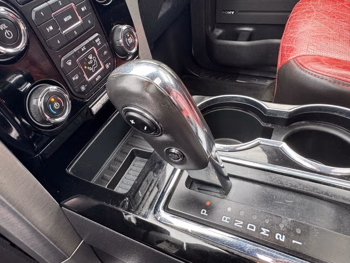 2013 Ford F-150 Limited SuperCrew Image 18