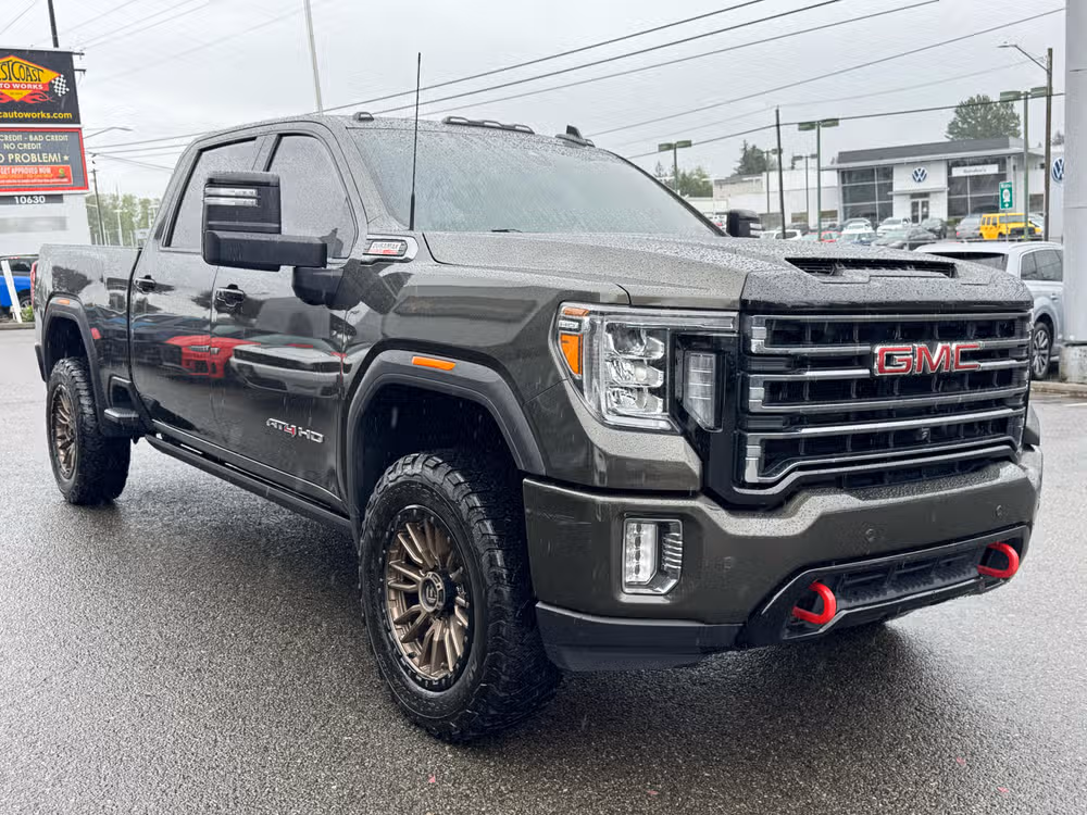 2022 GMC Sierra 2500HD AT4 Crew Cab Image 14
