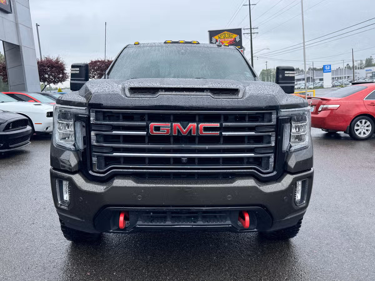2022 GMC Sierra 2500HD AT4 Crew Cab Image 24