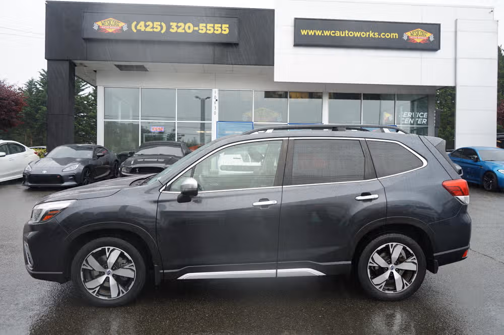 2019 Subaru Forester Touring Crossover Image 2