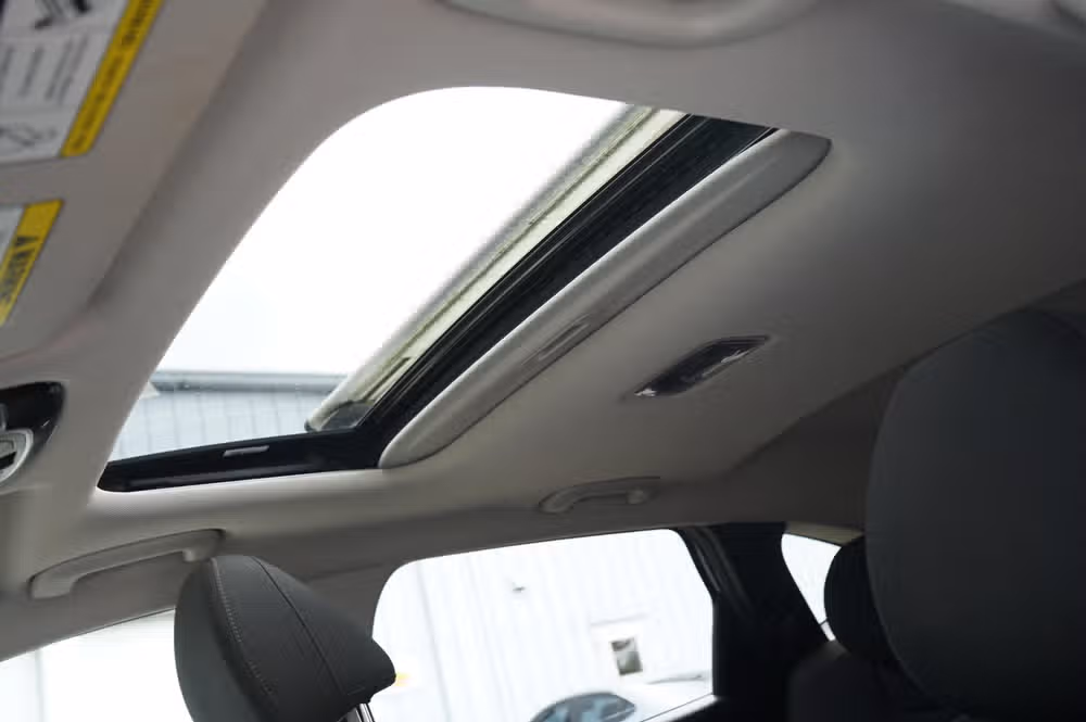2022 Hyundai TUCSON SEL Image 16