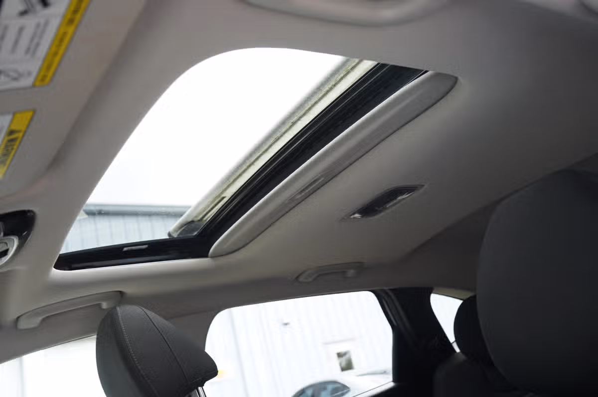 2022 Hyundai TUCSON SEL Image 16