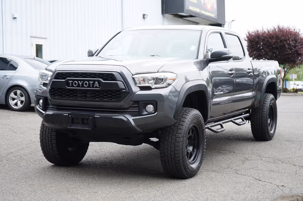 2017 Toyota Tacoma's photo