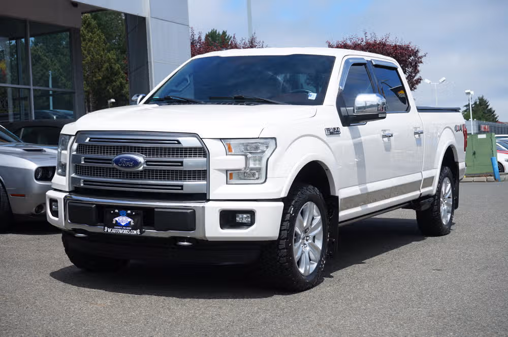 2016 Ford F-150 Platinum 4x4 SuperCrew 157 in's photo