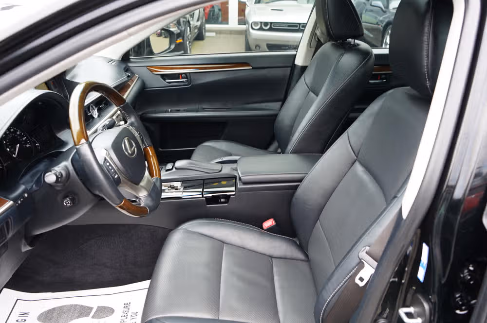 2014 Lexus ES 350 Base Image 14