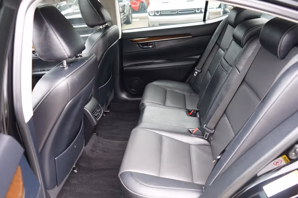 2014 Lexus ES 350 Base Image 15