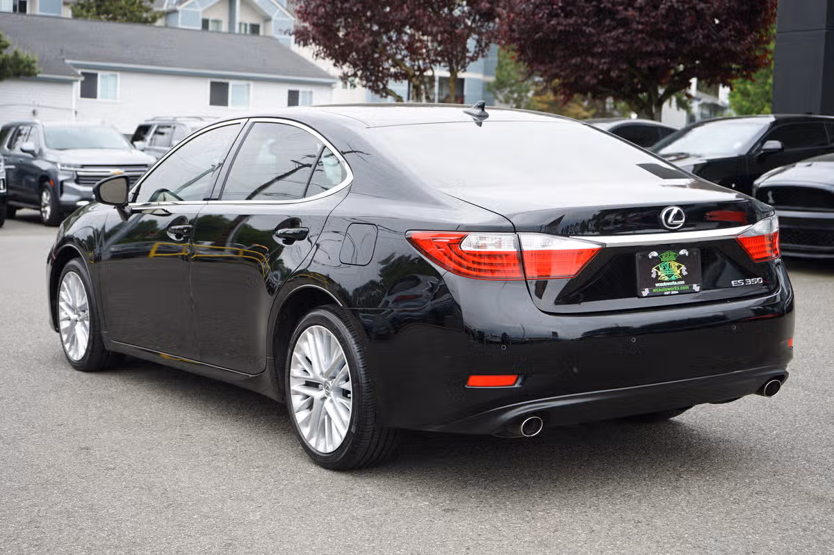 2014 Lexus ES 350 Base Image 3